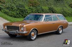 Carros de Leitores: Caravan 77 único dono